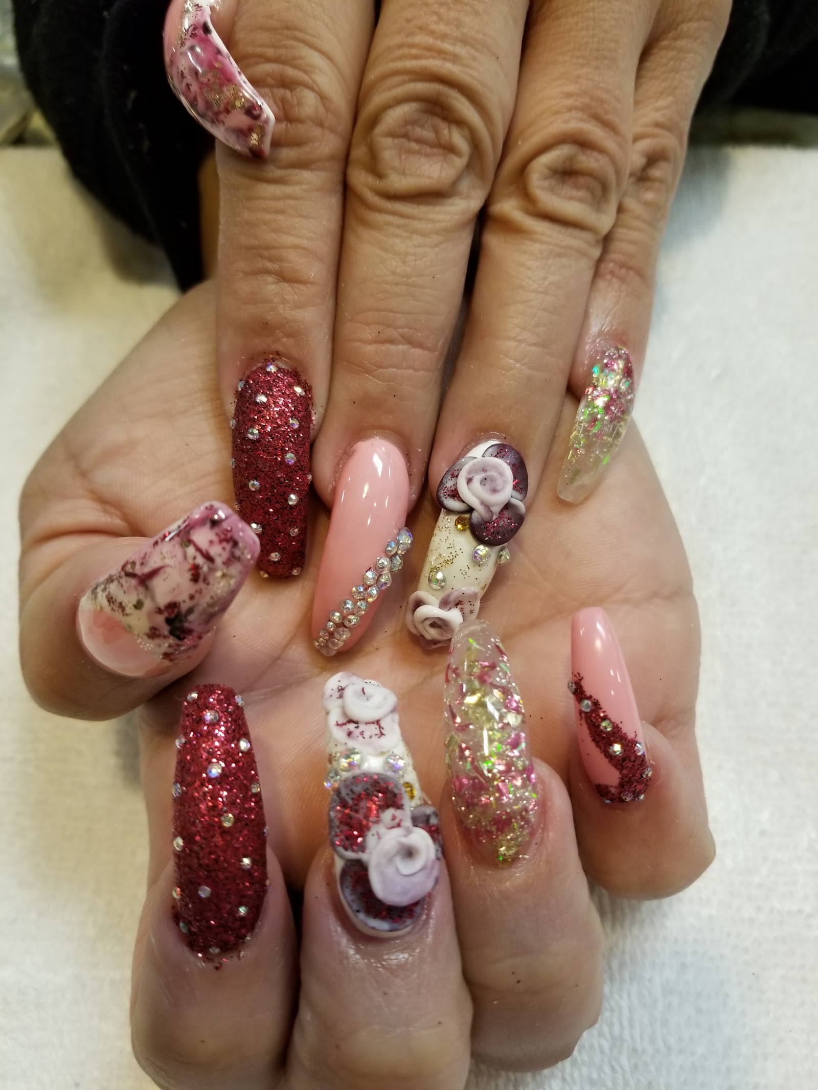 Alluring Nails nail photo 2