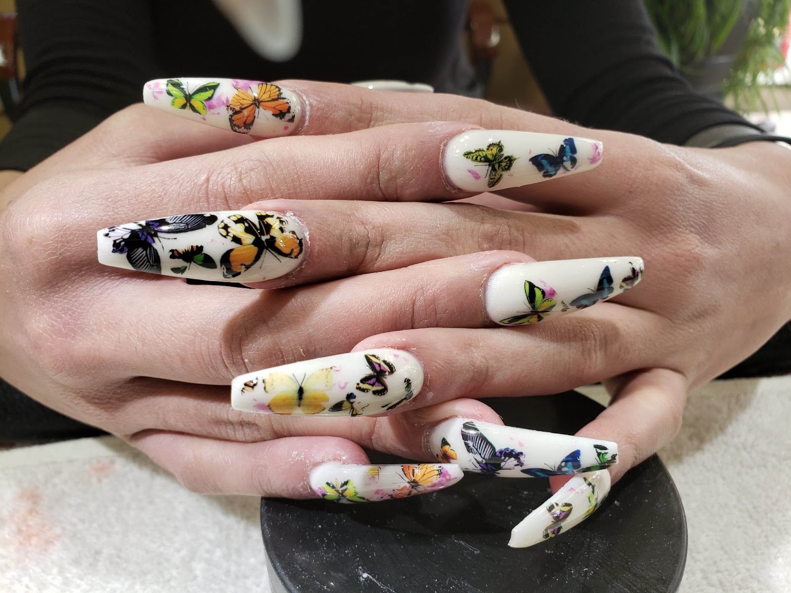 Alluring Nails nail photo 3